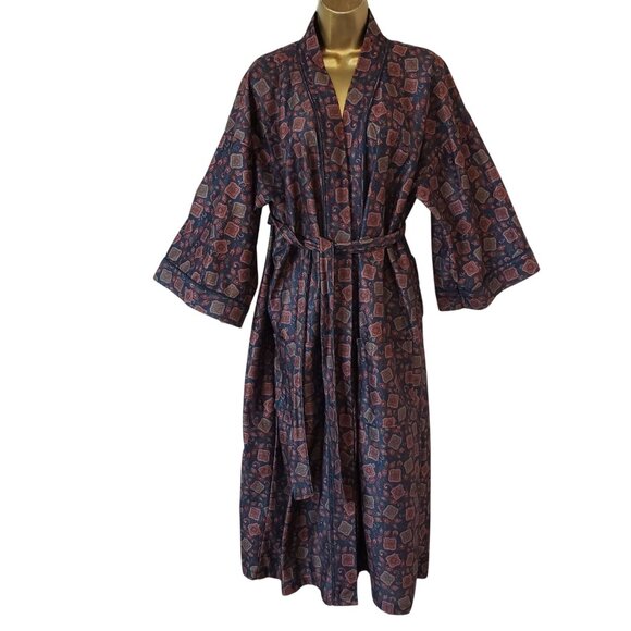 Saddlebrook One Size Fits All Robe With Belt 100% Polyester - Picture 1 of 7